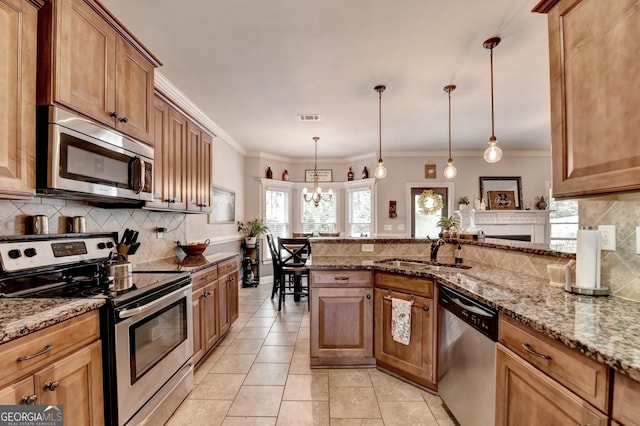 2469 Martini Way, Bethlehem, GA 30620 - kitchen featuring appliances with stainless steel finishes, a sink, tasteful backsplash, and crown molding