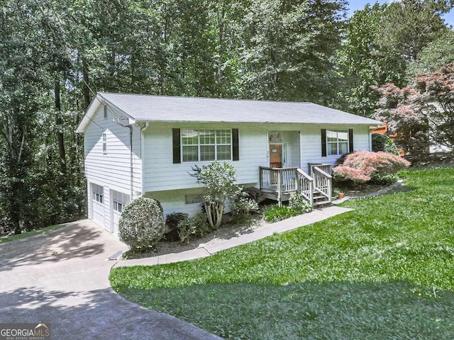 301 Jetta Ln, Canton, GA 30115 - single story home featuring an attached garage, concrete driveway, and a front yard