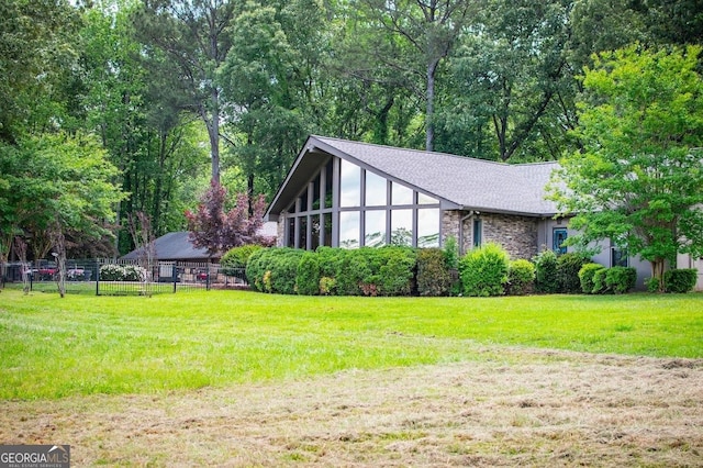 1050 Denton Rd, Douglasville, GA 30134 - view of side of property with stone siding