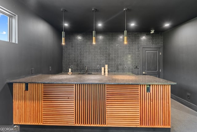 5370 Greenleaf Dr SW, Mableton, GA 30126 - bar with a sink, tasteful backsplash, baseboards, recessed lighting, and pendant lighting