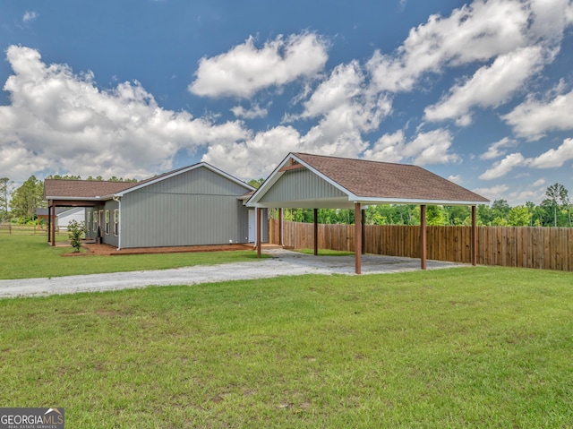 1354 Lakeway Rd, East Dublin, GA 31027 - view of yard featuring driveway