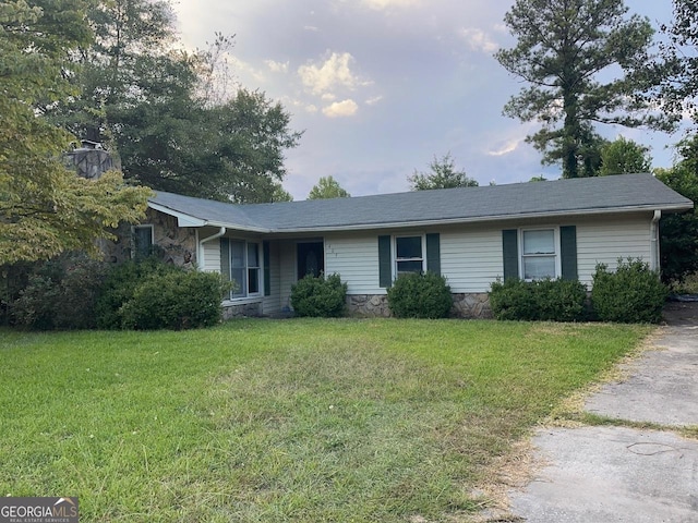 405 Tumbleweed Cir, Centerville, GA 31028 - ranch-style home featuring a front yard