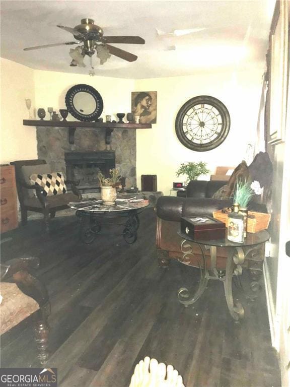3503 Ten Oaks Ct, Powder Springs, GA 30127 - living room with wood finished floors and a ceiling fan