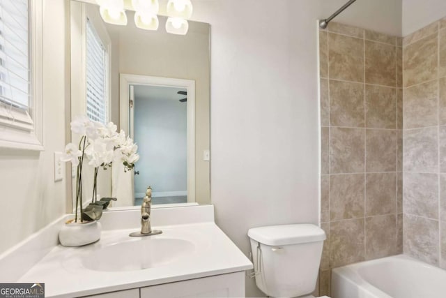 345 Alderwood Ln, Sandy Springs, GA 30328 - full bathroom featuring vanity and tub / shower combination