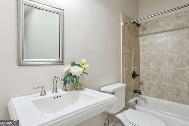 345 Alderwood Ln, Sandy Springs, GA 30328 - full bath featuring toilet and shower / bathtub combination