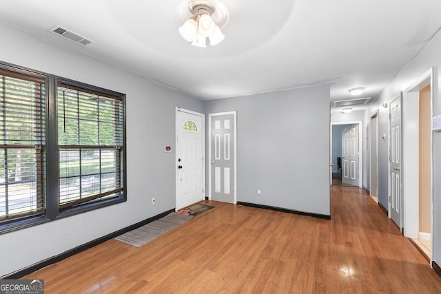 117 Sarsen Cir, Athens, GA 30606 - entrance foyer featuring light wood-type flooring, baseboards, and ceiling fan