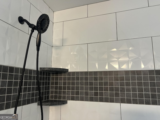 1905 Ridgefield Way, Dalton, GA 30720 - bathroom view of tiled shower