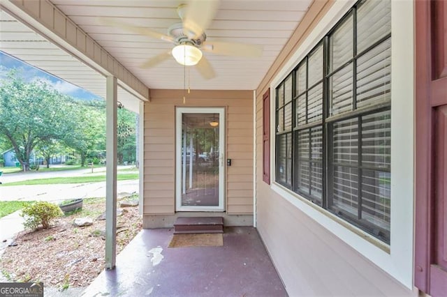 916 Forest Pointe Way, Jonesboro, GA 30238 - view of exterior entry featuring ceiling fan