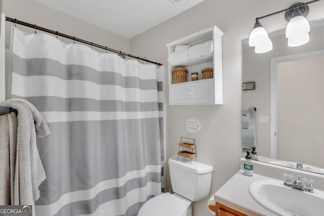 2006 Carrollton Hwy, Temple, GA 30179 - full bathroom with toilet, vanity, and a shower with curtain