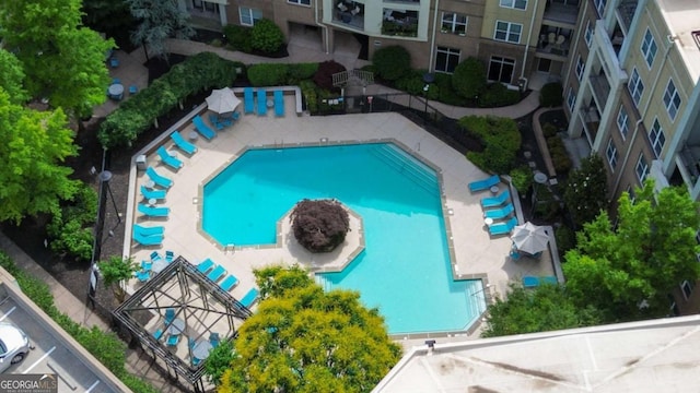 390 17th St NW Unit 2040, Atlanta, GA 30363 - community pool with a patio