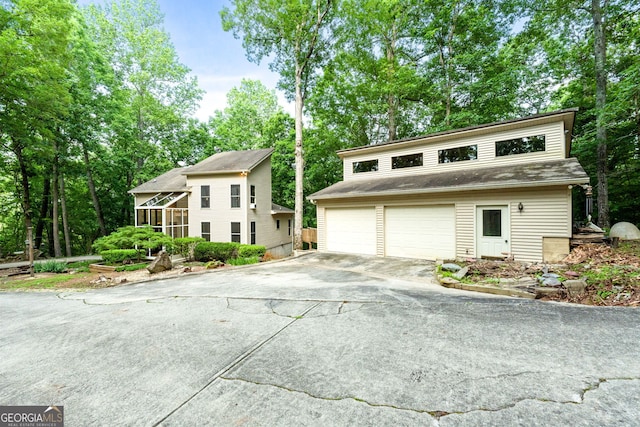 425 Wagers Mill Rd, Newnan, GA 30263 - view of front facade with an outbuilding and a sunroom
