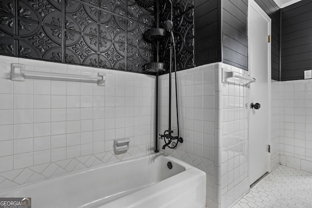 7121 Forest Dr SE, Covington, GA 30014 - full bathroom with shower / washtub combination
