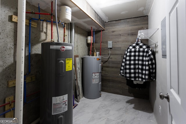 632 Creekside Trce, Covington, GA 30014 - utility room featuring water heater