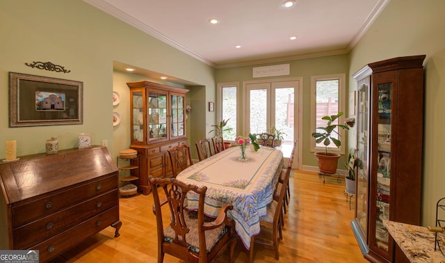 1289 Rainwater Trl, Tiger, GA 30576 - dining area with light wood-style flooring, ornamental molding, and recessed lighting
