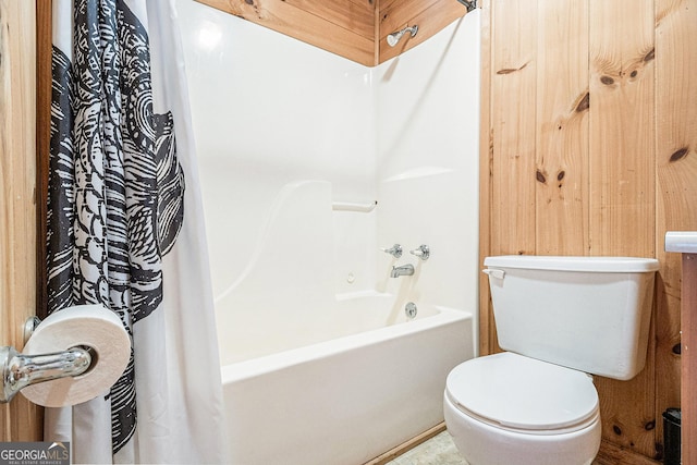 74 Charity Ln, Clayton, GA 30525 - full bathroom featuring shower / bathtub combination with curtain and toilet