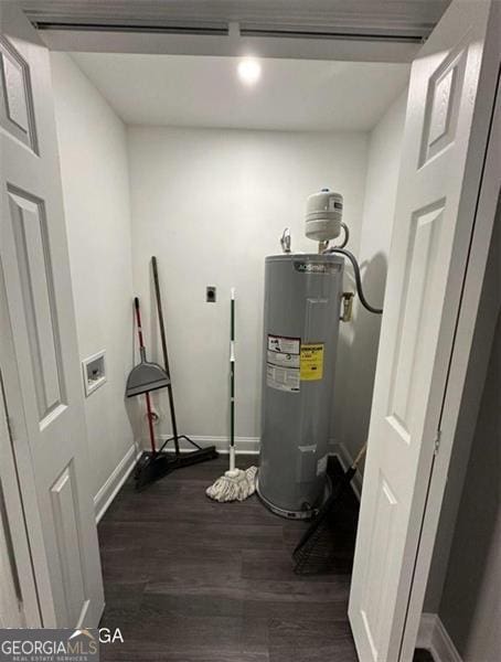 5711 Sterling Pl, Macon, GA 31206 - utilities featuring electric water heater