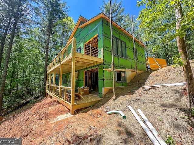 615 W Sugarbush Dr, Sky Valley, GA 30537 - back of property with a wooden deck