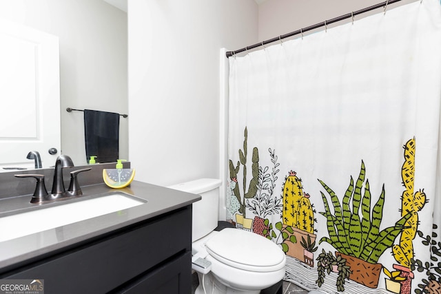 646 Mccarley Downs Dr, Bonaire, GA 31005 - bathroom with vanity, toilet, and curtained shower