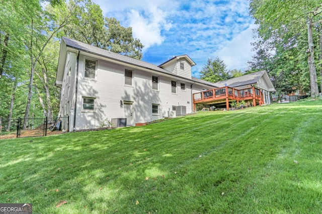 1685 Valley Rd NE, Gainesville, GA 30501 - back of property with a wooden deck