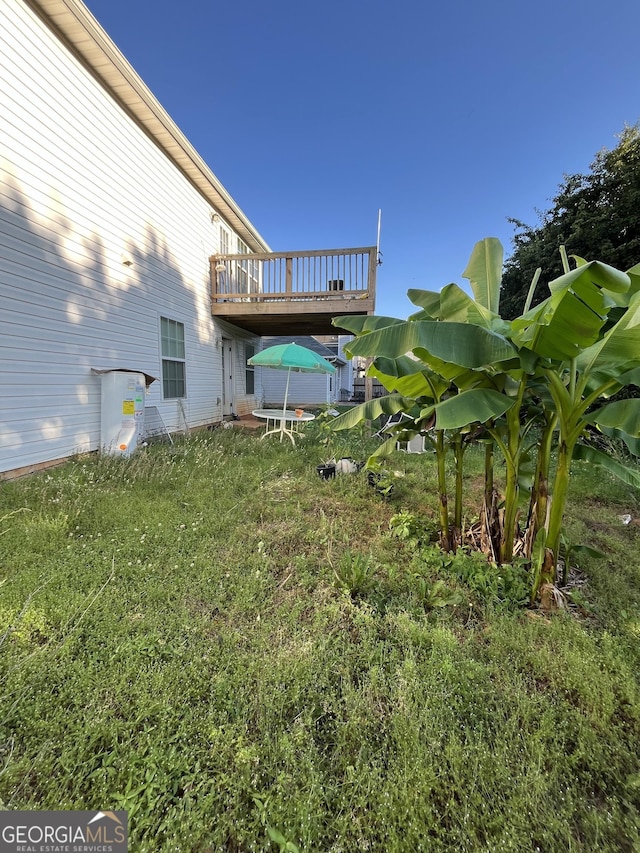 11657 Flemming Ct, Hampton, GA 30228 - view of yard featuring a deck