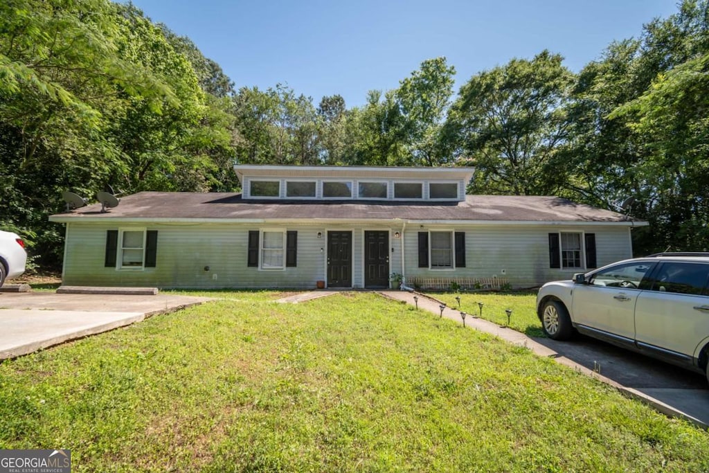 100 Sayemore Dr, Athens, GA 30601 - view of front of house featuring a front lawn