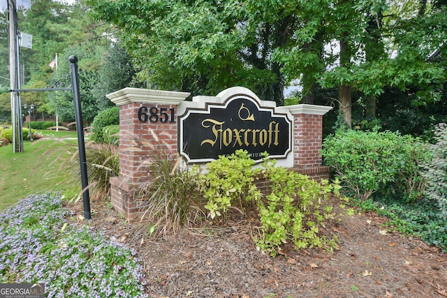 6851 Roswell Rd Unit E4, Sandy Springs, GA 30328 - view of community sign