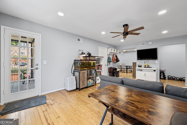 6851 Roswell Rd Unit E4, Sandy Springs, GA 30328 - living area with ceiling fan, light wood-type flooring, recessed lighting, and baseboards