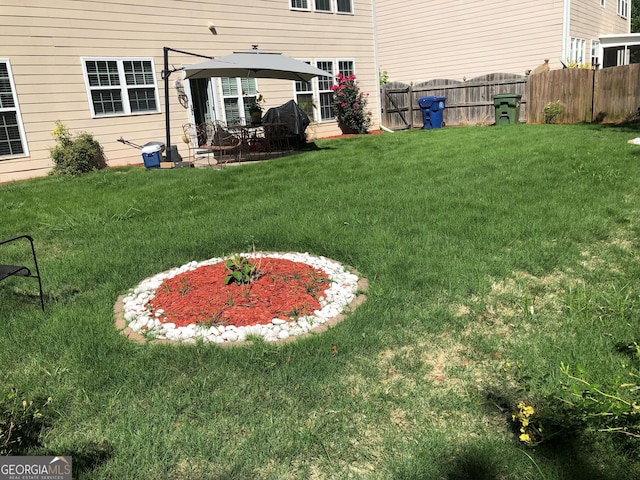 3692 Ramsey Cir, Atlanta, GA 30331 - view of yard featuring a patio area