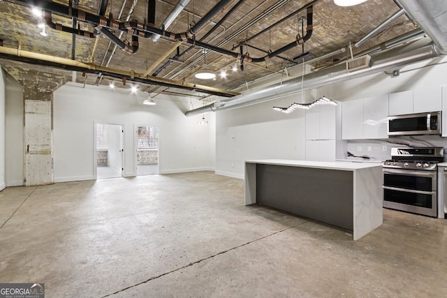 505 Whitehall St SW Unit 102, Atlanta, GA 30303 - garage featuring baseboards
