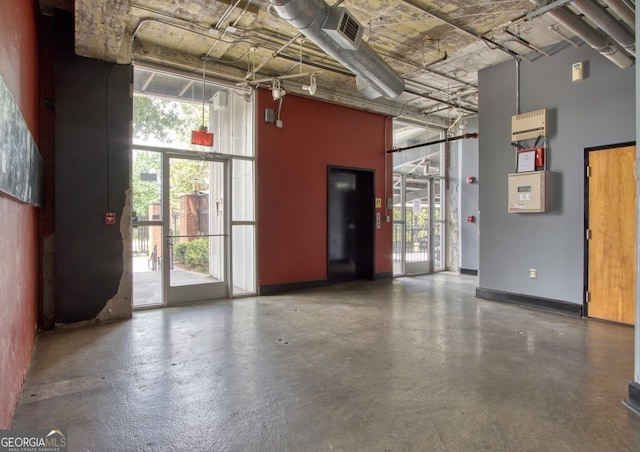 505 Whitehall St SW Unit 102, Atlanta, GA 30303 - common area with a high ceiling