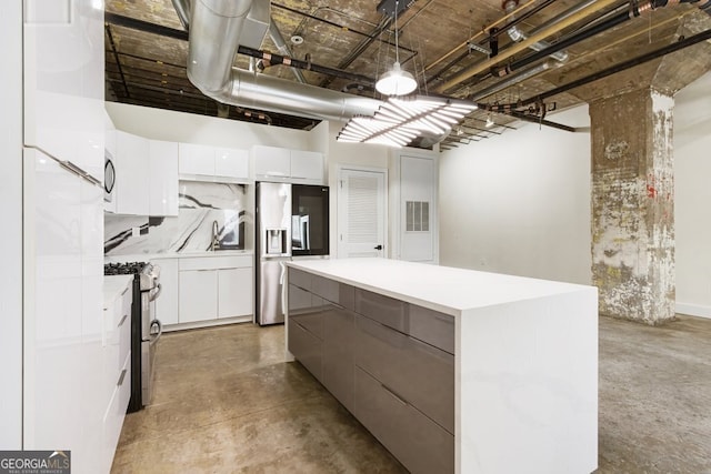 505 Whitehall St SW Unit 102, Atlanta, GA 30303 - kitchen featuring stainless steel appliances, modern cabinets, and concrete floors