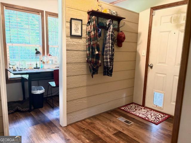 210 Vineyard Rd, Thomaston, GA 30286 - corridor with wood finished floors