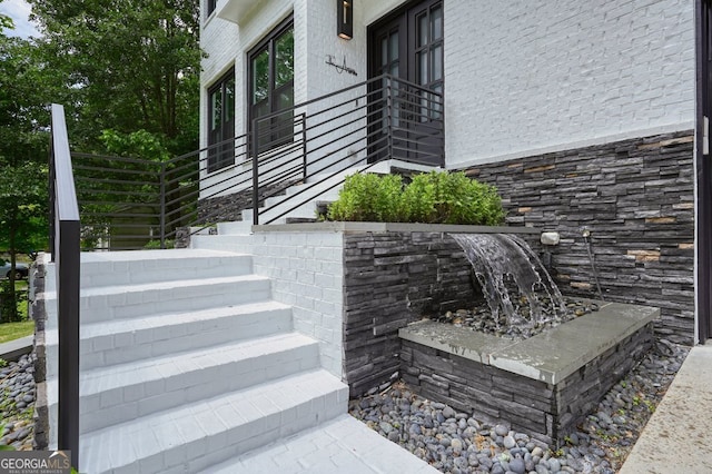 2804 Skyland Dr NE, Brookhaven, GA 30341 - view of staircase