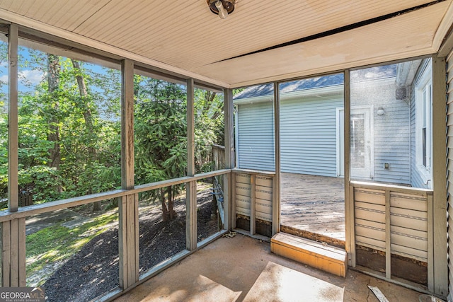 2701 Log Cabin Dr SE, Atlanta, GA 30339 - view of unfurnished sunroom