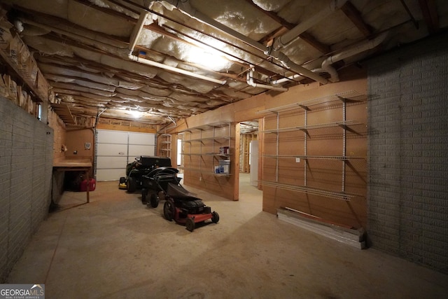 1315 Crane Ct, Mcdonough, GA 30252 - view of garage