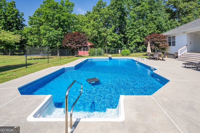 520 Campbell Rd, Cedartown, GA 30125 - view of pool with a patio area and view of wooded area