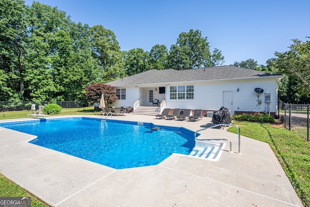 520 Campbell Rd, Cedartown, GA 30125 - view of swimming pool featuring a patio