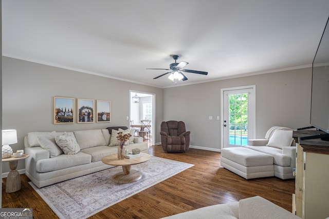 520 Campbell Rd, Cedartown, GA 30125 - living area featuring wood finished floors, ornamental molding, ceiling fan, and baseboards