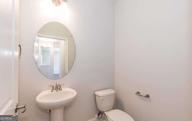 653 Forest Way, Cornelia, GA 30531 - half bath with toilet and a sink