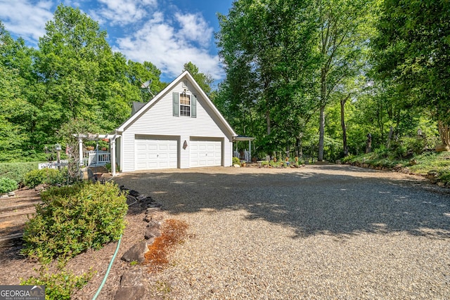 724 Fish Cove Rd, Blairsville, GA 30512 - garage with driveway
