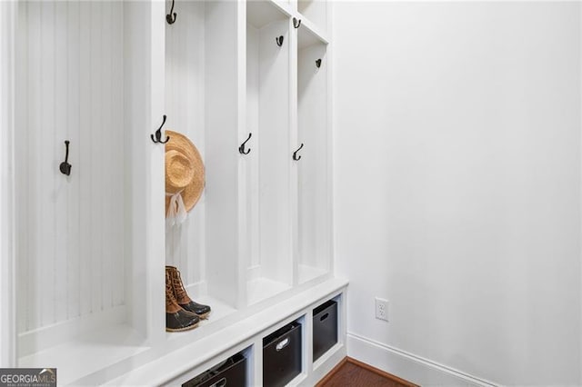 910 Ovalene Ln SW, Marietta, GA 30064 - mudroom with baseboards