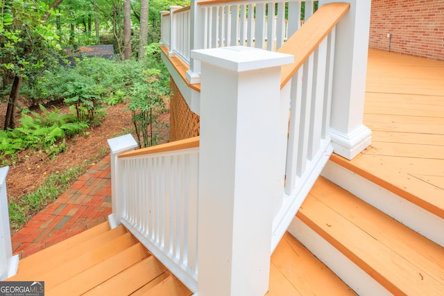 302 Brookwood Ln, Lafayette, GA 30728 - view of staircase