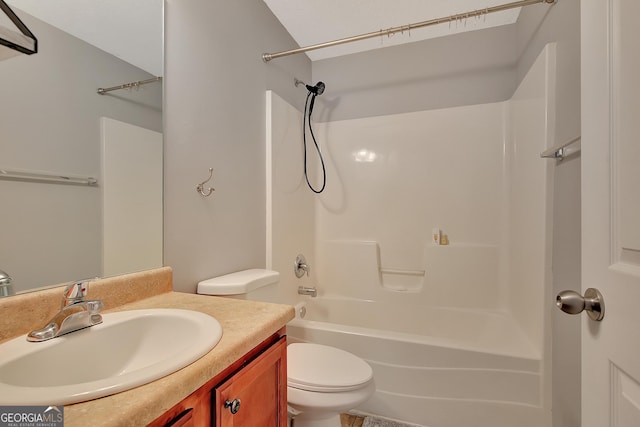 85 Parks Pl, Sharpsburg, GA 30277 - full bathroom featuring washtub / shower combination, vanity, and toilet