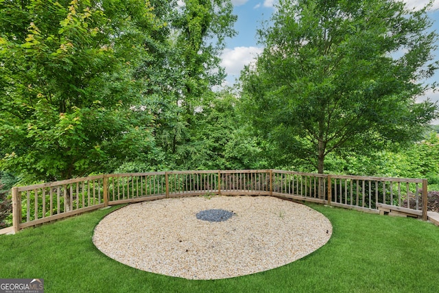 3998 Commodore Dr, Atlanta, GA 30341 - view of grassy yard