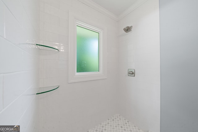 1173 Normandy Rd, Macon, GA 31210 - full bath featuring a tile shower and crown molding