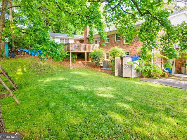 6 Greenleaf Dr SW, Rome, GA 30165 - view of grassy yard with a deck and cooling unit