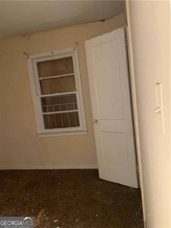 449 Hamilton E Holmes Dr NW, Atlanta, GA 30318 - unfurnished room with baseboards