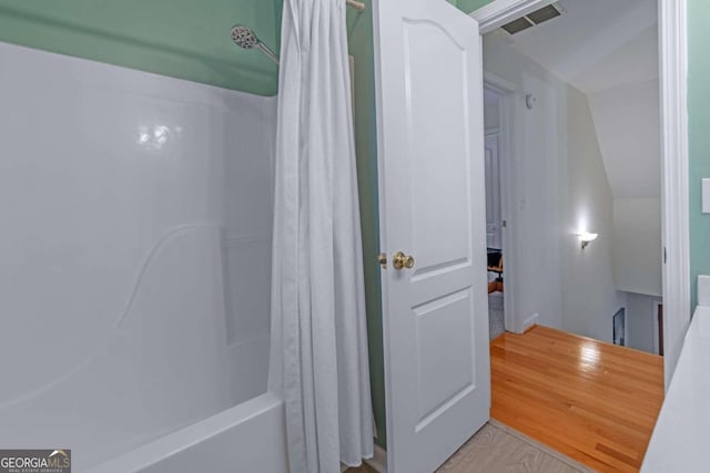 32 N Muscogee Dr, Ellijay, GA 30540 - full bathroom featuring shower / bath combination with curtain