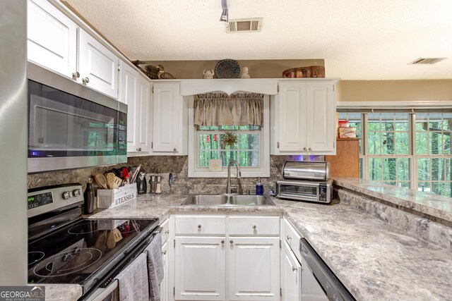 160 W Fork Dr, Newnan, GA 30263