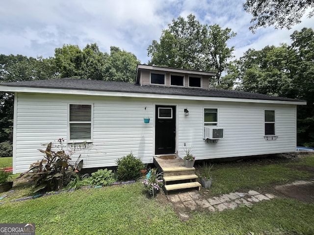 365 Roach Hollow Rd, Ringgold, GA 30736 - view of front of home featuring a front lawn, a shingled roof, and cooling unit